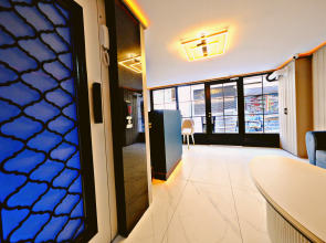 Отель The Saint