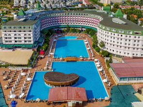 Grand Cortez And Spa Resort (Halal Hotel)