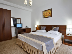 Отель Marina Inn