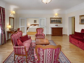 Отель Boutique Seven Days