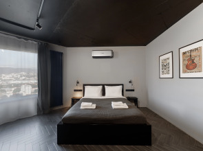 Апартаменты Red Apartments Виктория Осень