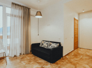 Апартаменты с Видом на Горы 1