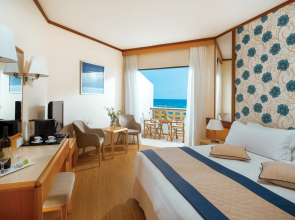 Отель Constantinou Bros Athena Royal Beach