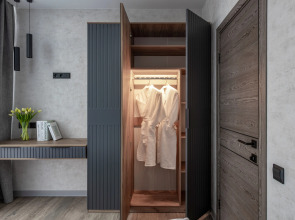 Апартаменты Red Apartments Арт Лайт Адриан