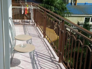 Гостевой дом Лариса