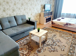 Uyutnaya Ryadom S Gorodskoy Roschey Flat