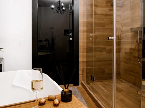 ЕвроУют Эксклюзивные дизайнерские апартаменты