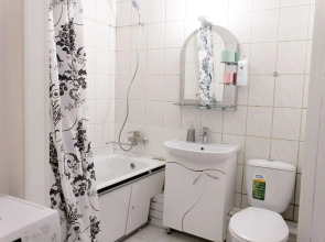 Апартаменты на улице Тихоокеанской 26