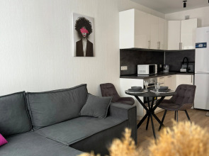 Уютная и Стильная Квартира с Панорамным Видом