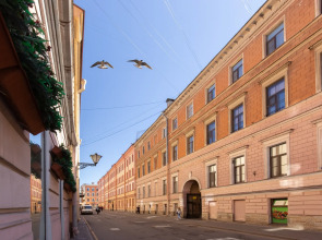 Апартаменты Город Рек на Большой Конюшенной 4/6/8 New