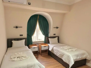 Отель Status Inn