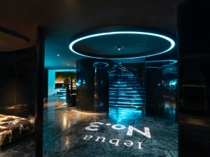 Отель Tower Club at lebua