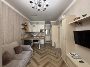 Апартаменты Семейная студия Люкс Монро