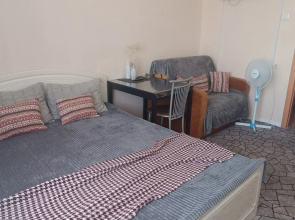Na 3 Spalnykh Mesta Flat