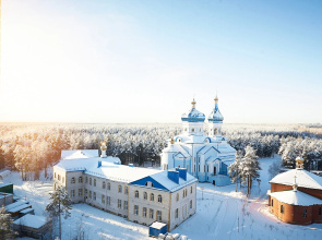 2-k polnotsennaya kvartira, klassa luks, s panoramoi na hramoviy kompleks flat