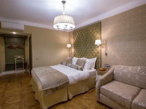 Бутик Отель 1881