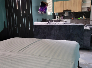 Квартира Максилан