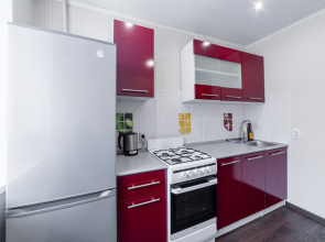 Апартаменты 1 Яр-сутки на Угличской 3