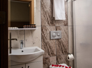 Отель Zeyn Otel Istanbul