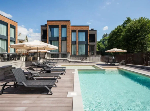 Aurora Luxe