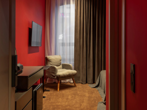 Апартаменты Red room в NikolaevBuilding