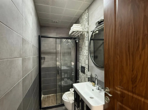 Отель Han Suite