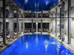 Alexander Resort Hotel
