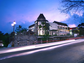 Neo Denpasar Hotel