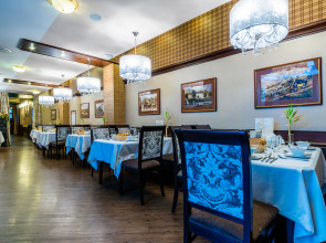 Отель Cronwell Inn Стремянная