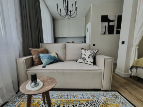 Uyutnaya Studiya Avrora 325 Flat