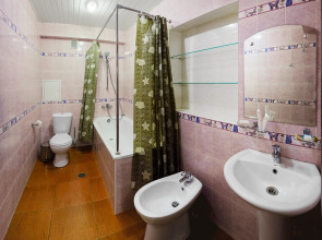 Санаторий Курортная Поликлиника им. Н.И. Пирогова с Пансионатом с Лечением Искра