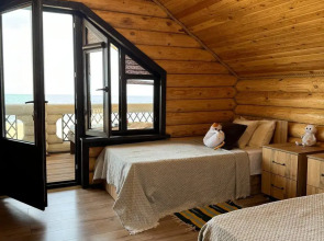 Частный дом Коттедж на Первой Линии, Караман 4