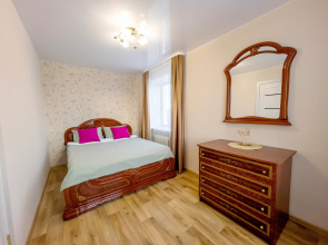 Na Ulitse Krasina 80 Flat