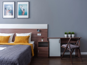 Квартира Демократ на Невском 130