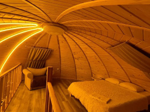 Гостевой дом Рай в шалаше в Коробицыно