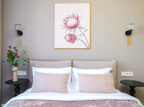 Большая Однокомнатная Квартира с Видом на Реку и Новым Ремонтом