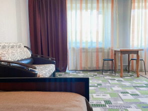 Квартира На 50 Лет Октября 15/6