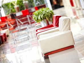 Отель MCC Mazurkas Conference Centre & Hotel