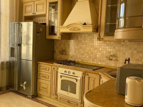 Квартира Рядом с Джума Мечетью