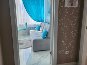 Квартира с видом на закат Родионова, 19