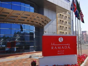 Hotel Ramada by Wyndham Abu Dhabi Corniche