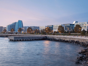 Отель Baku Marriott Hotel Boulevard