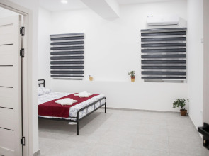 Хостел Safarov's Family Hostel