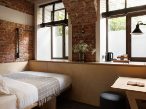 Смарт-отель Невский ботик