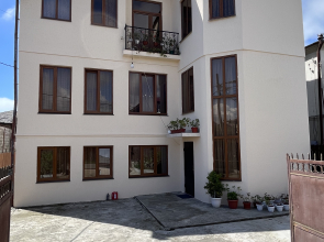 Alisa Guest house
