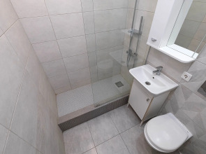 Квартира 1 комнатная на Челюскинцев 14-158