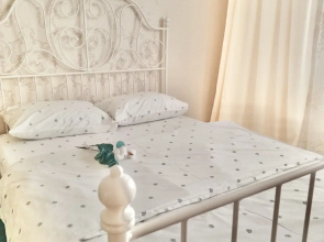 V Tsentre Goroda Surgu Sokb Parka Saymy V 5 Min Apartments