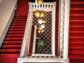 Отель Grand Hotel Yerevan