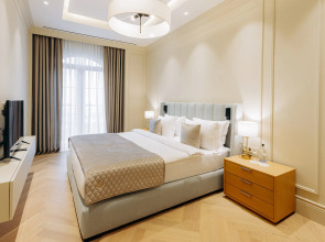 Апарт-отель Four Seasons