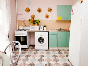 Апартаменты Квартирный Вопрос на Строителей 8